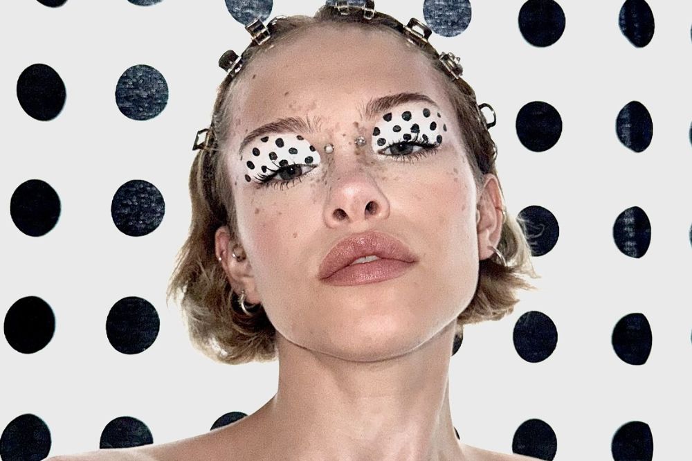polka-dot-maquiagem-poá