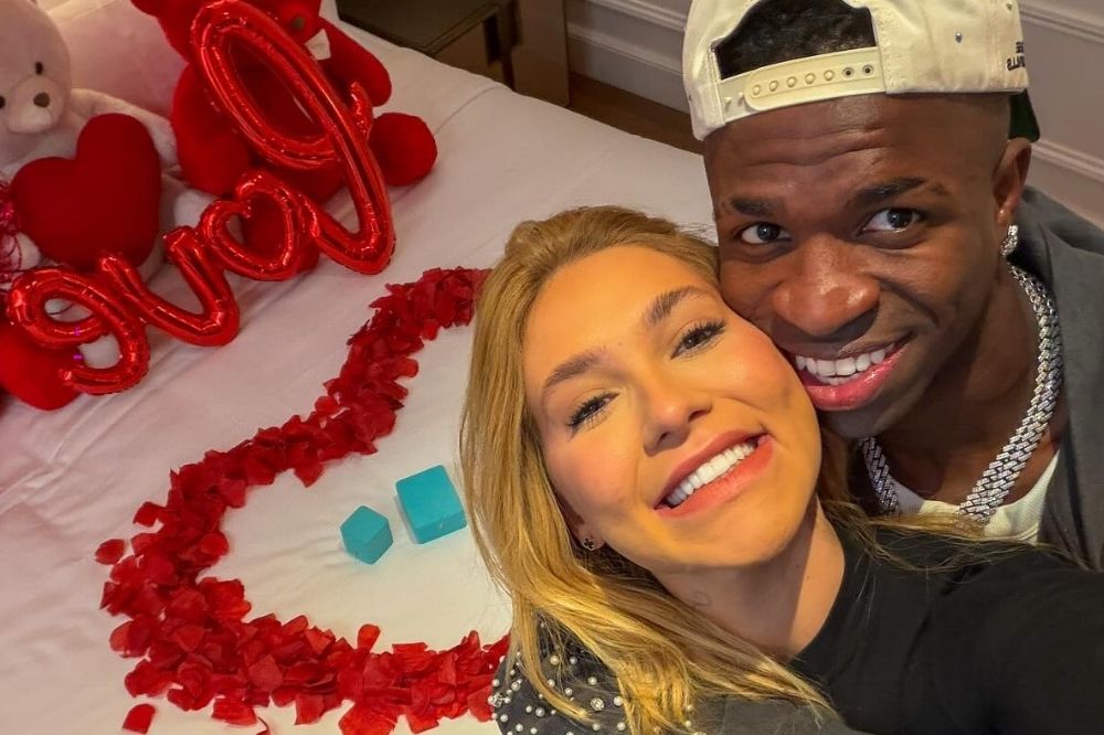 Pedido de namoro de Virginia e Vini Jr. deu o que falar na internet.