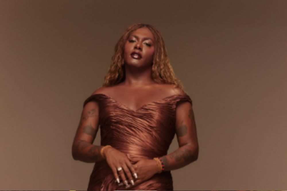 Liniker em ensaio de fotos para o Grammy Latino 2025