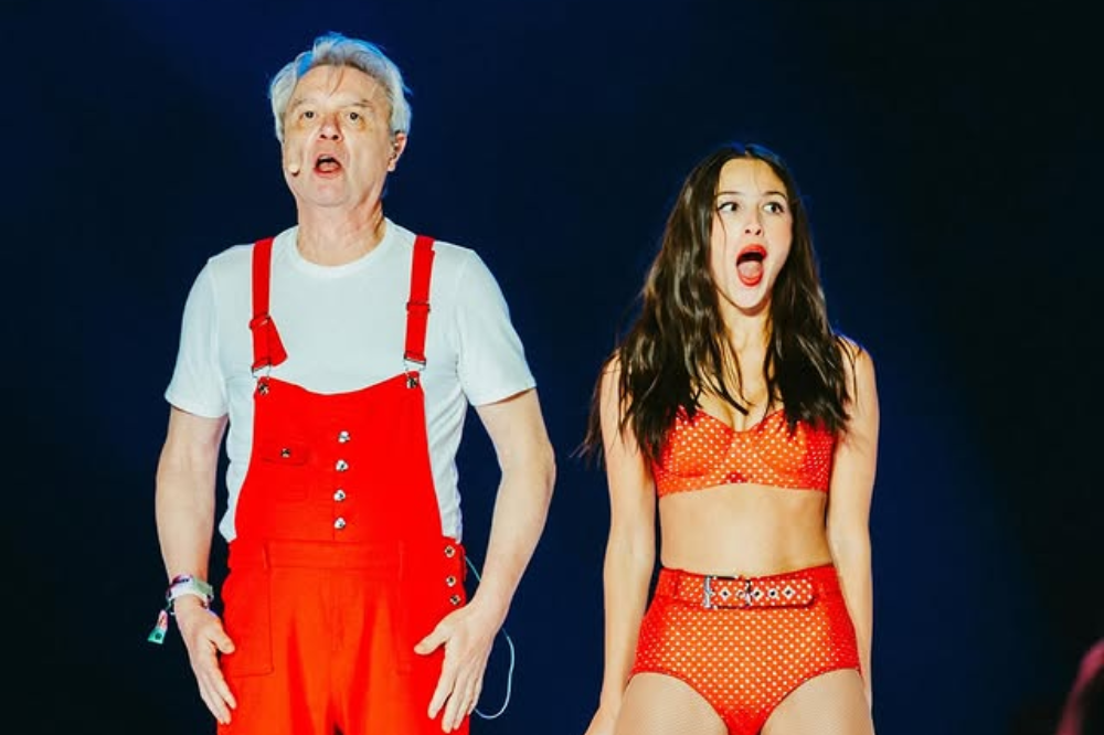 Olivia Rodrigo e David Byrne no Governor’s Ball em 2025