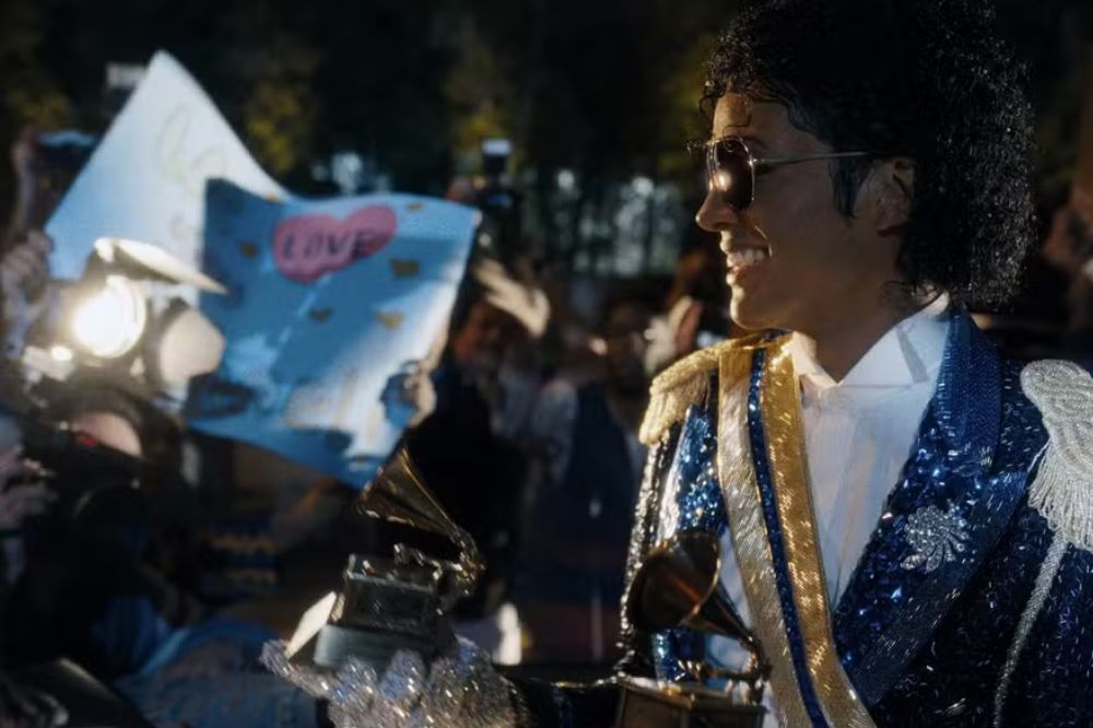 Jaafar Jackson como Michael Jackson